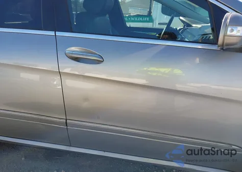 2006 Mercedes-Benz R 350 4Matic z USA, uszkodzony, nr VIN 4JGCB65E46A012195